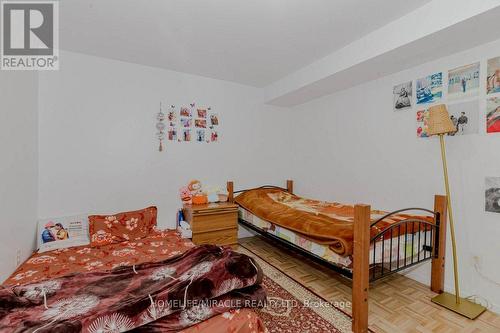 66 Ebby Avenue, Brampton, ON - Indoor Photo Showing Bedroom