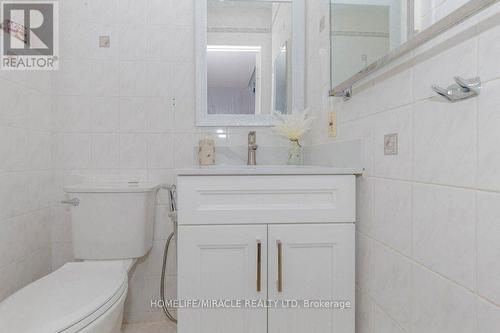 66 Ebby Avenue, Brampton, ON - Indoor Photo Showing Bathroom