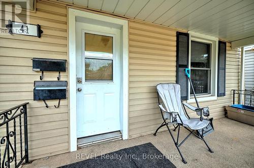 41 Albert Street, Welland, ON - Outdoor With Deck Patio Veranda With Exterior