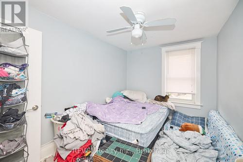 41 Albert Street, Welland, ON - Indoor Photo Showing Bedroom