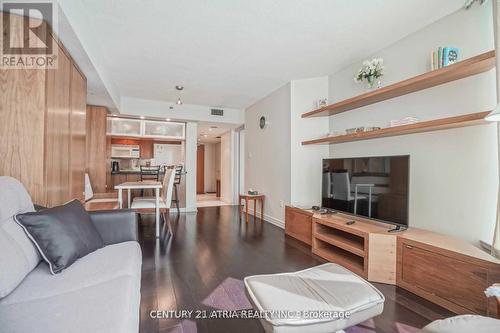 2901 - 38 Elm Street, Toronto, ON - Indoor Photo Showing Living Room