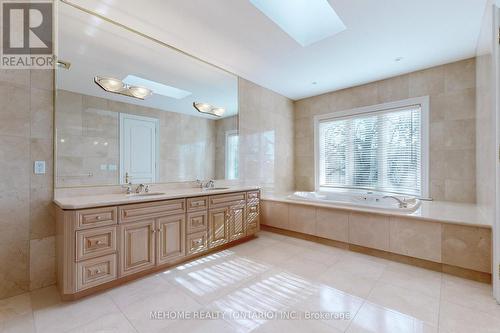 361 Spring Garden Avenue, Toronto, ON - Indoor Photo Showing Bathroom