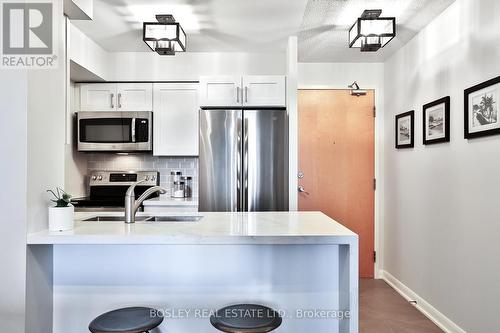 1705 - 4978 Yonge Street, Toronto, ON - Indoor Photo Showing Kitchen With Stainless Steel Kitchen With Double Sink