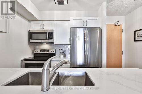 1705 - 4978 Yonge Street, Toronto, ON - Indoor Photo Showing Kitchen With Stainless Steel Kitchen With Double Sink