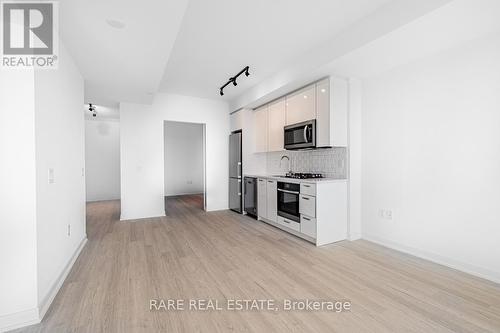 1101 - 195 Mccaul Street, Toronto, ON - Indoor Photo Showing Kitchen