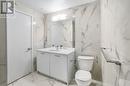 1213 - 195 Mccaul Street, Toronto, ON  - Indoor Photo Showing Bathroom 