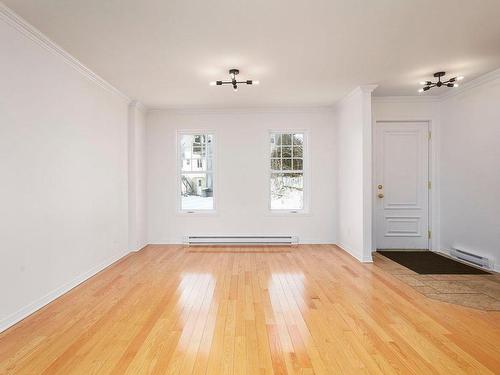 Living room - 4022 14E Rue, Laval (Laval-Ouest), QC - Indoor Photo Showing Other Room