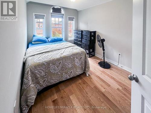 44 Matterhorn Road, Brampton, ON - Indoor Photo Showing Bedroom