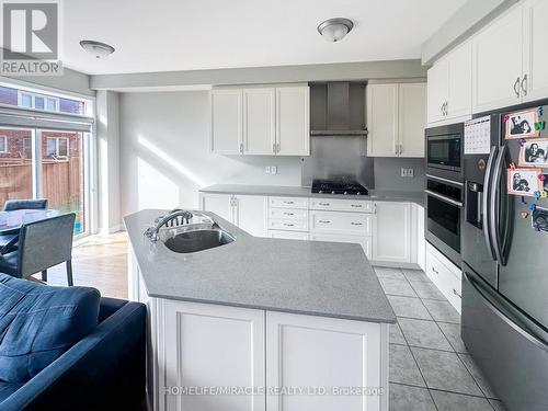 44 Matterhorn Road, Brampton, ON - Indoor Photo Showing Kitchen