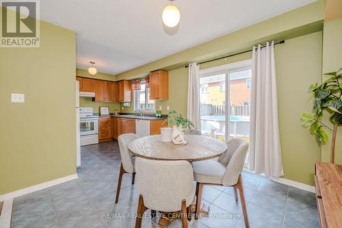 37 Hollingsworth Circle, Brampton, ON - Indoor Photo Showing Dining Room