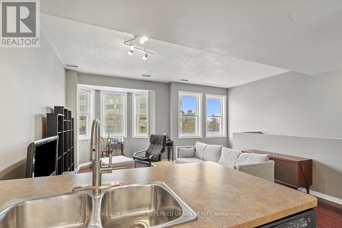 225 - 760 Lawrence Avenue W, Toronto, ON - Indoor Photo Showing Kitchen With Double Sink