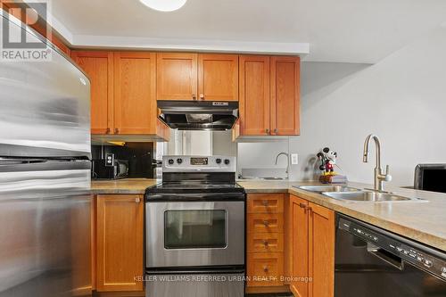 225 - 760 Lawrence Avenue W, Toronto, ON - Indoor Photo Showing Kitchen With Double Sink