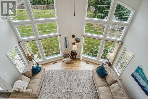 12431 Dublin Line, Halton Hills, ON - Indoor