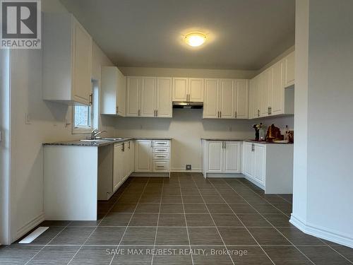 405 Russell Street, Southgate, ON - Indoor Photo Showing Kitchen