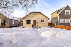 1229 G AVENUE N  Saskatoon, SK S7L 2A5