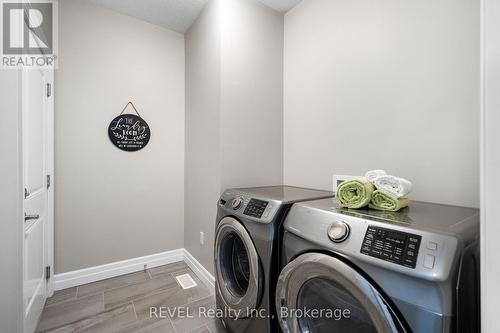 2 - 135 Borden Trail N, Welland, ON - Indoor Photo Showing Laundry Room