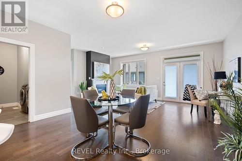 2 - 135 Borden Trail N, Welland, ON - Indoor Photo Showing Dining Room