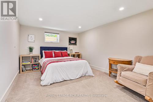 116 Lakeshore Road E, Blue Mountains (Blue Mountain Resort Area), ON - Indoor Photo Showing Bedroom