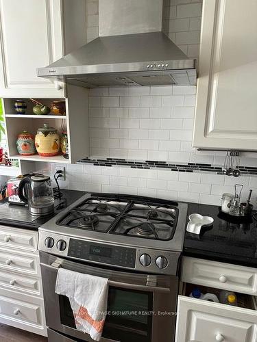 583 Cummer Ave, Toronto, ON - Indoor Photo Showing Kitchen