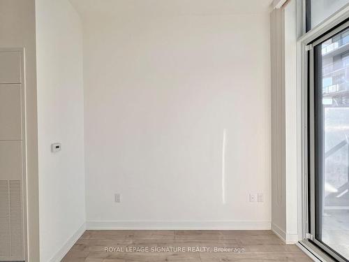 609-9 Tecumseth St, Toronto, ON - Indoor Photo Showing Other Room