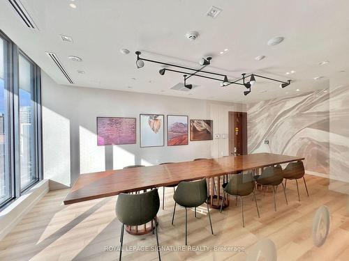 609-9 Tecumseth St, Toronto, ON - Indoor Photo Showing Dining Room