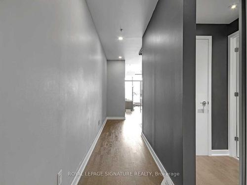 1011-8 Dovercourt Rd, Toronto, ON - Indoor Photo Showing Other Room