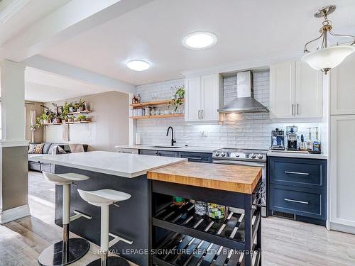 124 Ormond Dr, Oshawa, ON - Indoor Photo Showing Kitchen With Upgraded Kitchen