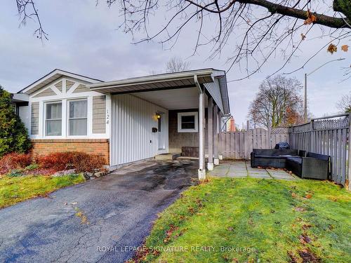 124 Ormond Dr, Oshawa, ON - Outdoor