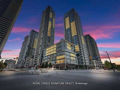 910-4070 Confederation Pkwy, Mississauga, ON - Outdoor With Facade