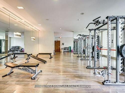 910-4070 Confederation Pkwy, Mississauga, ON - Indoor Photo Showing Gym Room