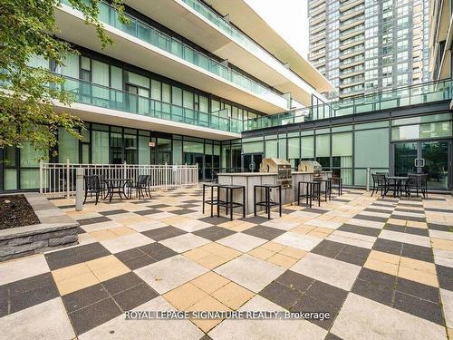 910-4070 Confederation Pkwy, Mississauga, ON - Outdoor