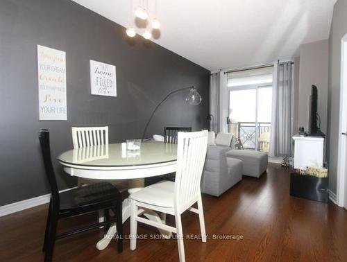 1108-2365 Central Park Dr, Oakville, ON - Indoor Photo Showing Dining Room