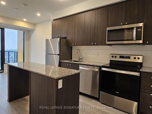 413-1415 Dundas St, Oakville, ON - Indoor Photo Showing Kitchen With Stainless Steel Kitchen With Upgraded Kitchen