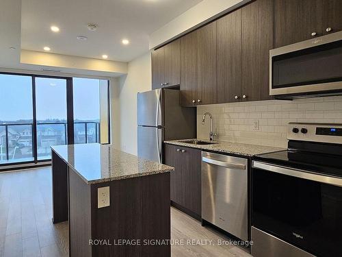 413-1415 Dundas St, Oakville, ON - Indoor Photo Showing Kitchen With Stainless Steel Kitchen With Upgraded Kitchen