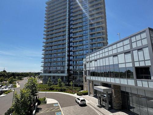 304-4675 Metcalfe Ave, Mississauga, ON - Outdoor With Balcony With Facade