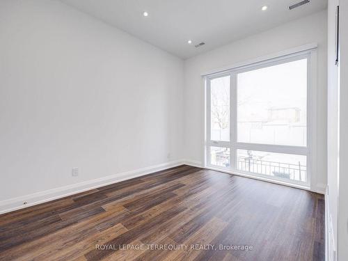 4-80 Holwood Ave, Toronto, ON - Indoor Photo Showing Other Room