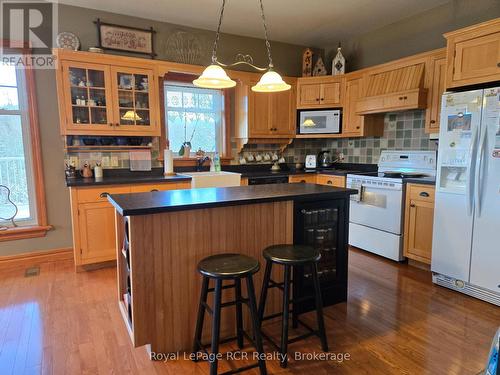 243392 Southgate Rd 24 Road, Southgate, ON - Indoor Photo Showing Kitchen