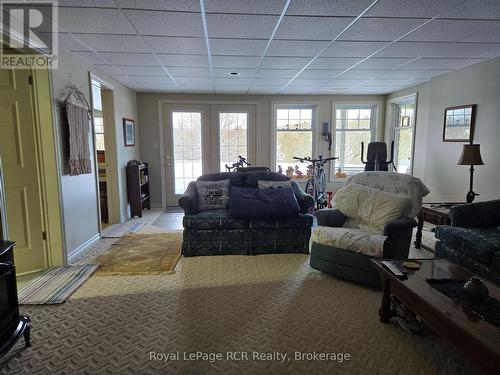 243392 Southgate Rd 24 Road, Southgate, ON - Indoor Photo Showing Living Room