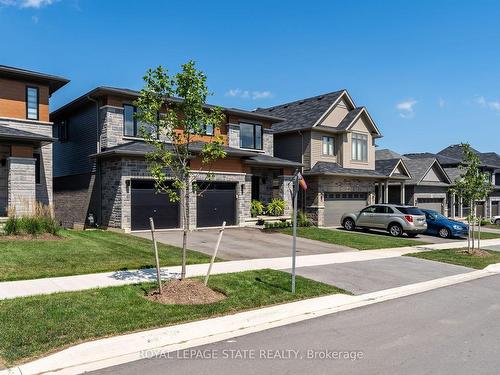 4069 Brock St, Lincoln, ON - Outdoor With Facade