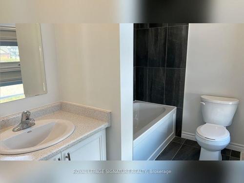 3128 Turner Cres, London, ON - Indoor Photo Showing Bathroom