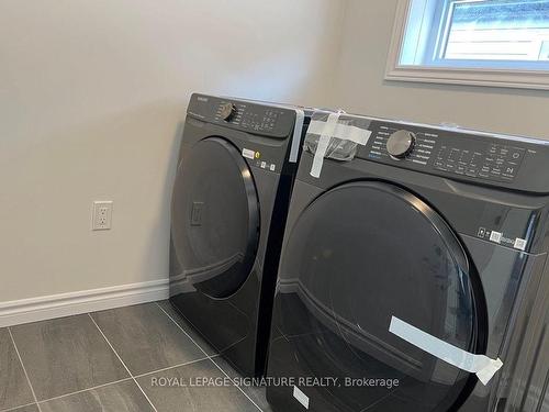 3128 Turner Cres, London, ON - Indoor Photo Showing Laundry Room