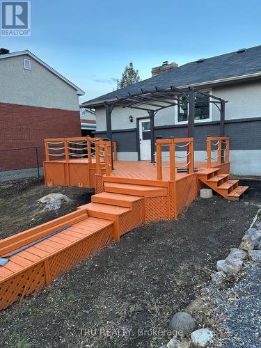 926 Winnington Avenue, Ottawa, ON - Outdoor With Deck Patio Veranda