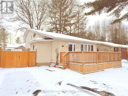 40 Savarin Street, Wasaga Beach, ON - Outdoor