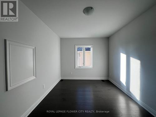 154 Rowe Street, Bradford West Gwillimbury, ON - Indoor Photo Showing Other Room