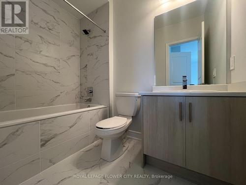 154 Rowe Street, Bradford West Gwillimbury, ON - Indoor Photo Showing Bathroom