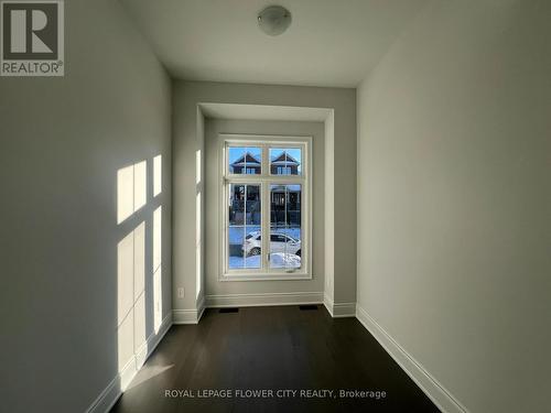 154 Rowe Street, Bradford West Gwillimbury, ON - Indoor Photo Showing Other Room