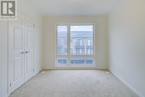 1424 Coral Springs Path, Oshawa, ON - Indoor Photo Showing Other Room