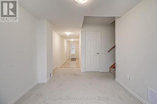 1424 Coral Springs Path, Oshawa, ON - Indoor Photo Showing Other Room