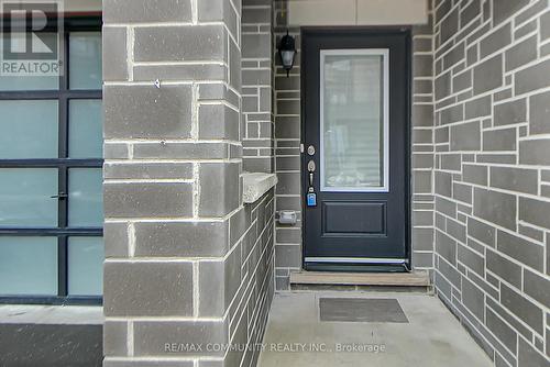 1424 Coral Springs Path, Oshawa, ON - 