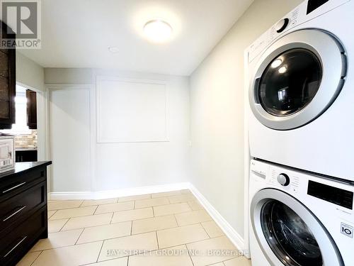 Main Fl - 28 Sandrift Square, Toronto, ON - Indoor Photo Showing Laundry Room